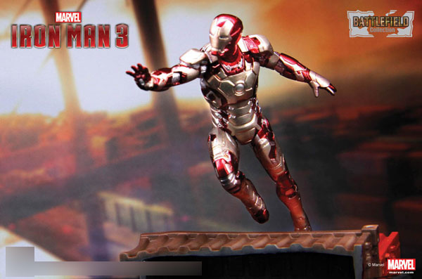 Dragon Models 1/24 - Iron Man 3: Iron Man "Mark 42 ver.1" - (Unpainted Kit) Plastic Model - ¥940